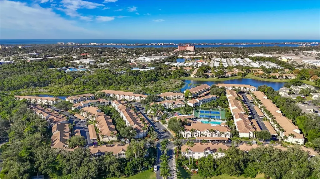 8355 Glenrose Way Sarasota FL 34238