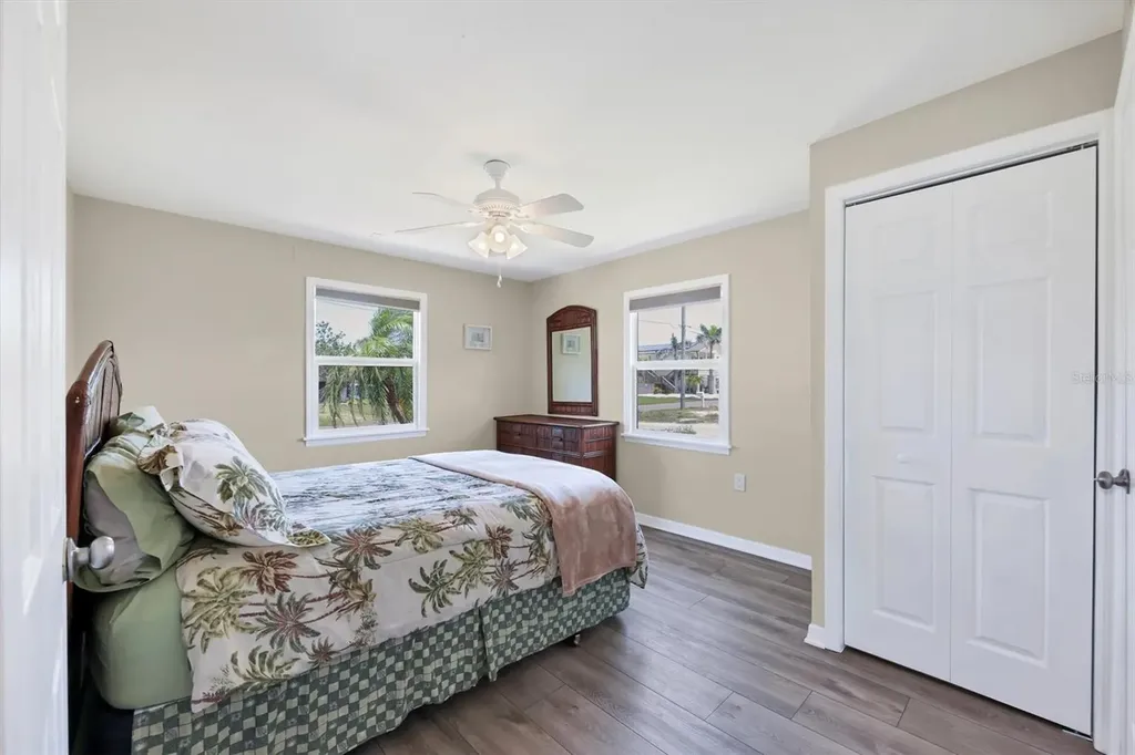 4515 106th Street W Bradenton FL 34210