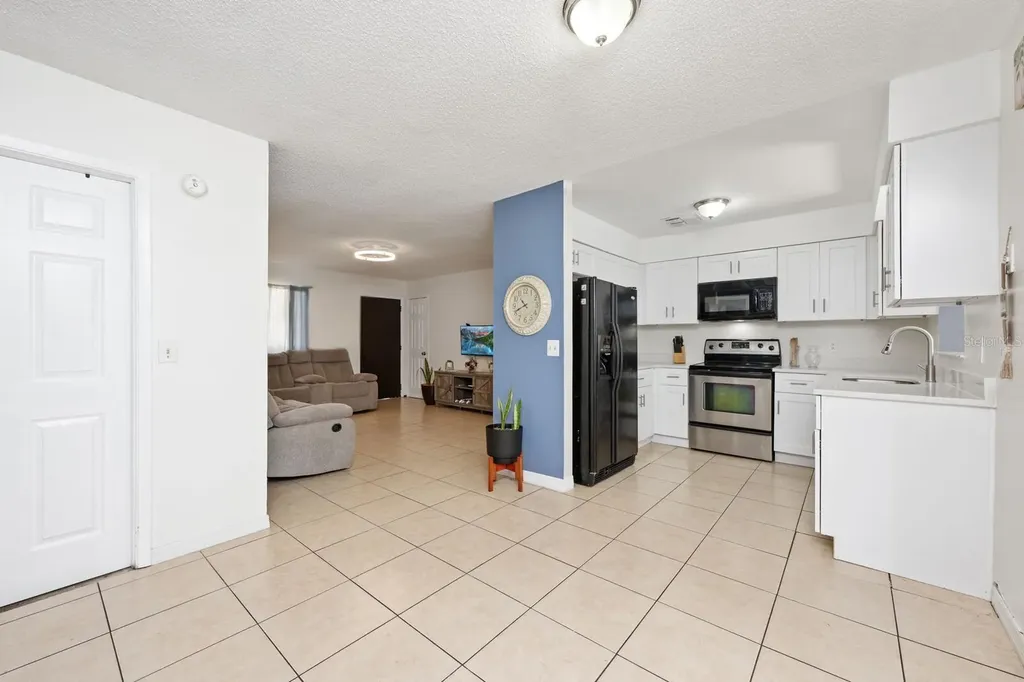4046 Luan Drive Orlando FL 32808