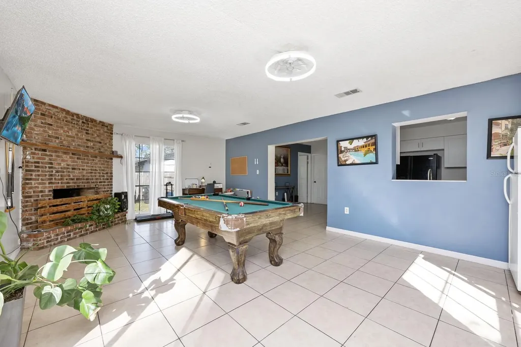 4046 Luan Drive Orlando FL 32808