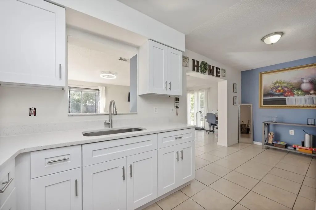 4046 Luan Drive Orlando FL 32808