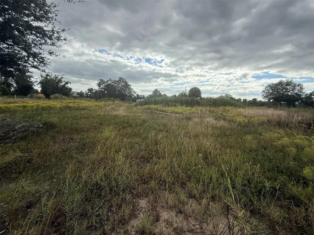 18677 NW 270th Street Okeechobee FL 34972