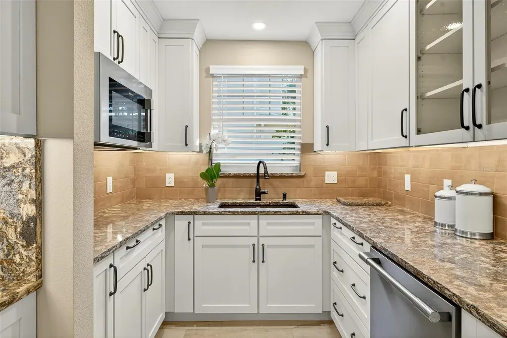 1231 Poinsettia Avenue Orlando FL 32804
