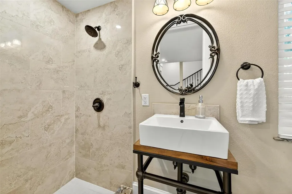 1231 Poinsettia Avenue Orlando FL 32804