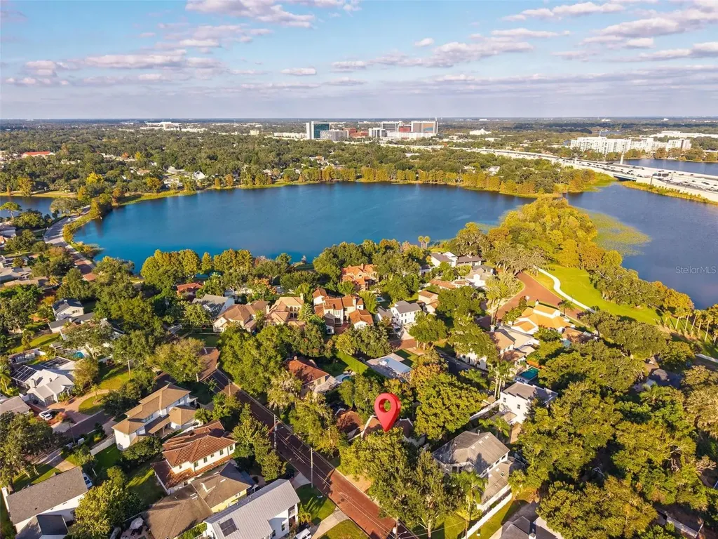 1231 Poinsettia Avenue Orlando FL 32804