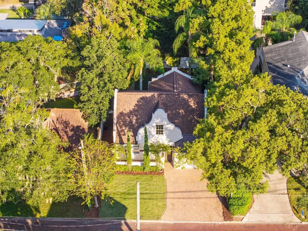 1231 Poinsettia Avenue Orlando FL 32804