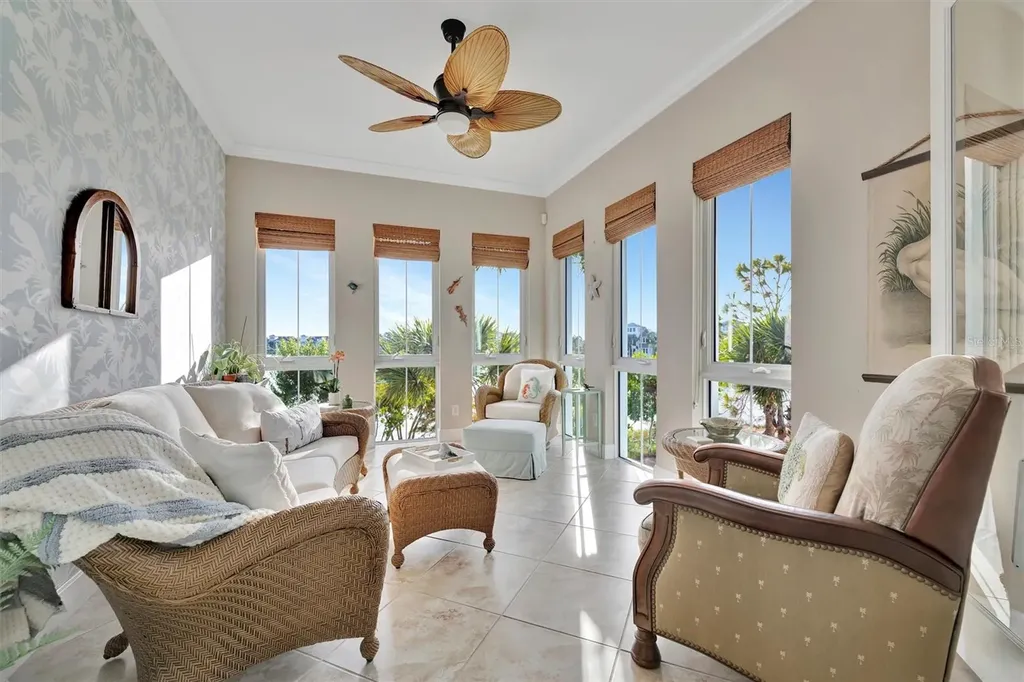 246 Sapphire Lake Drive Bradenton FL 34209