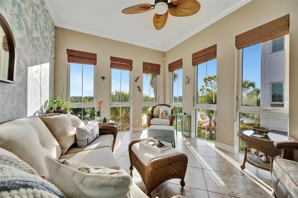 246 Sapphire Lake Drive Bradenton FL 34209