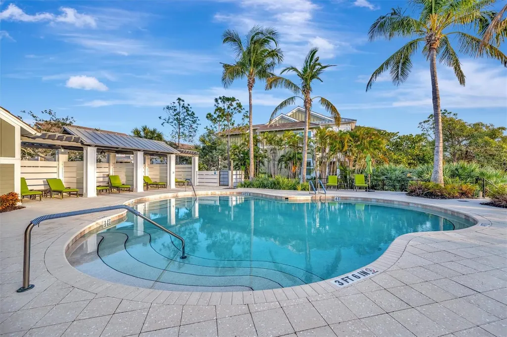 246 Sapphire Lake Drive Bradenton FL 34209