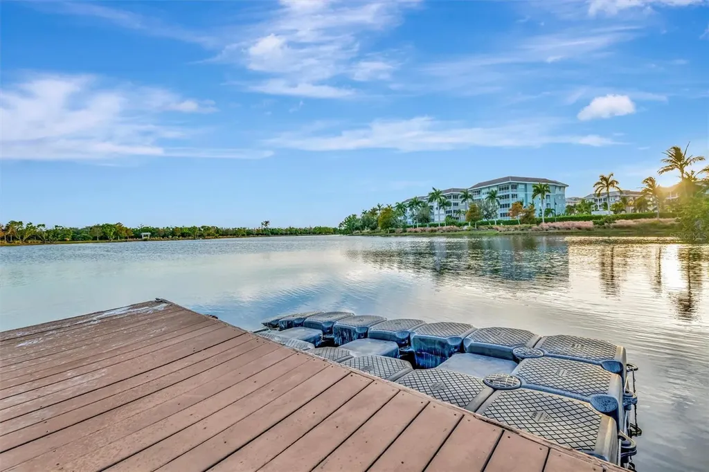 246 Sapphire Lake Drive Bradenton FL 34209