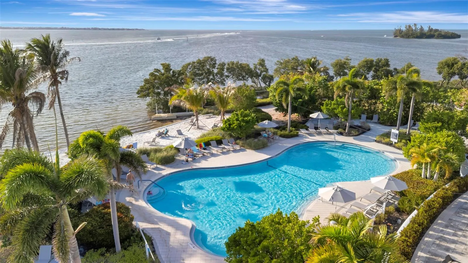 246 Sapphire Lake Drive Bradenton FL 34209