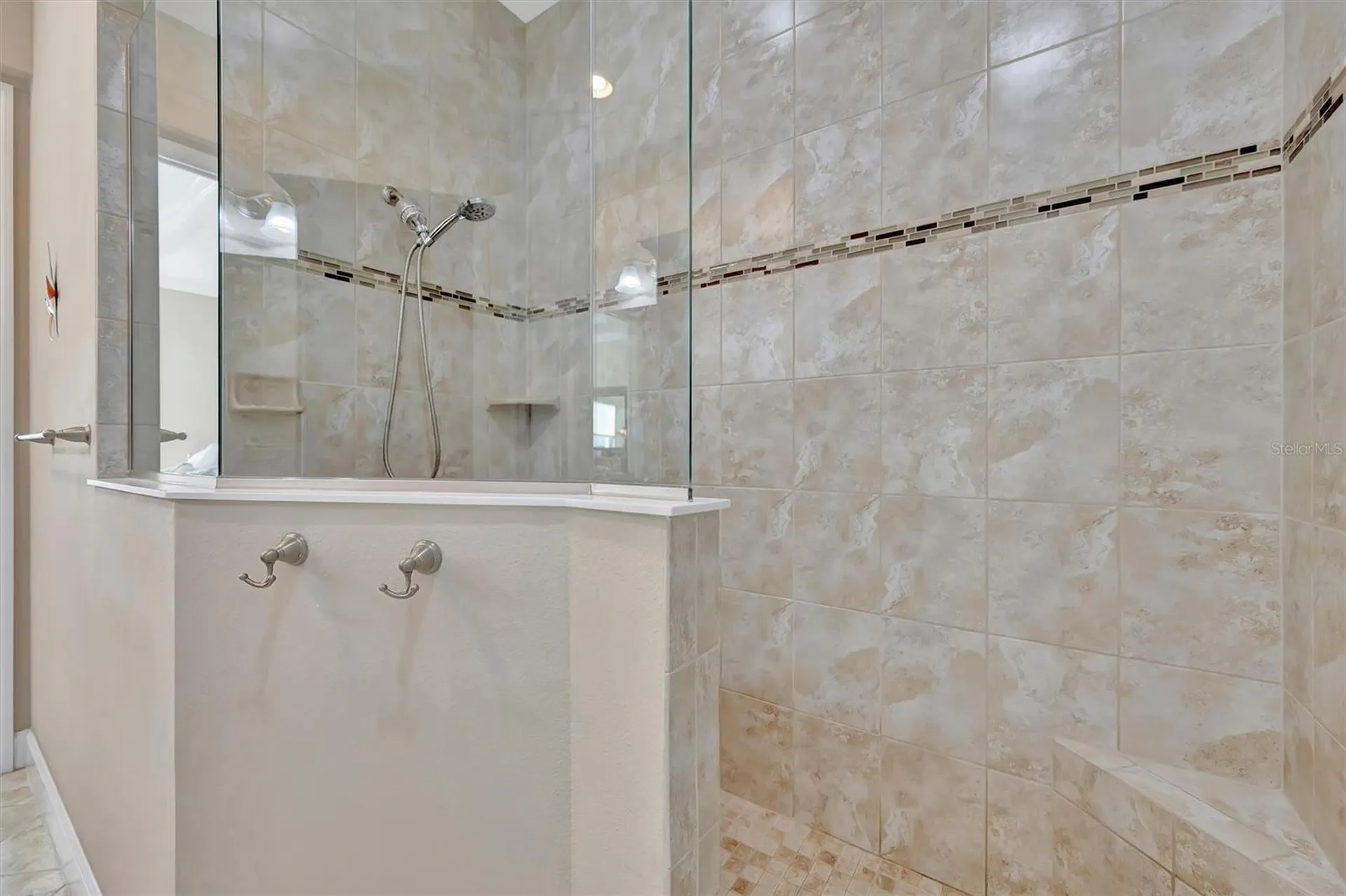 246 Sapphire Lake Drive Bradenton FL 34209