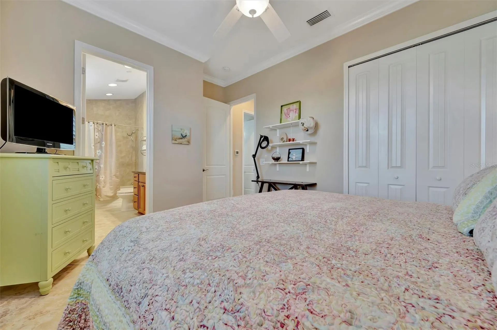 246 Sapphire Lake Drive Bradenton FL 34209