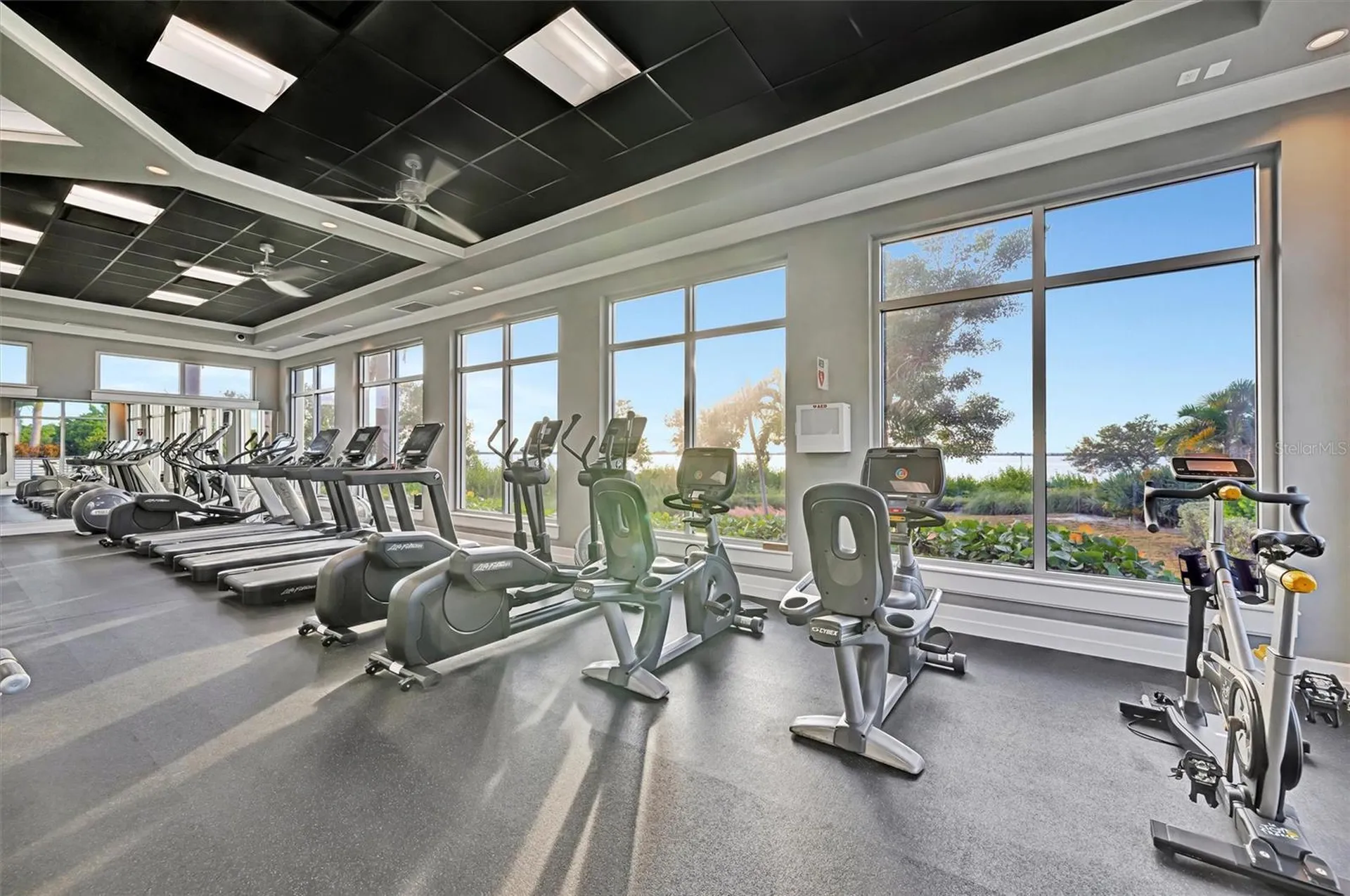 246 Sapphire Lake Drive Bradenton FL 34209