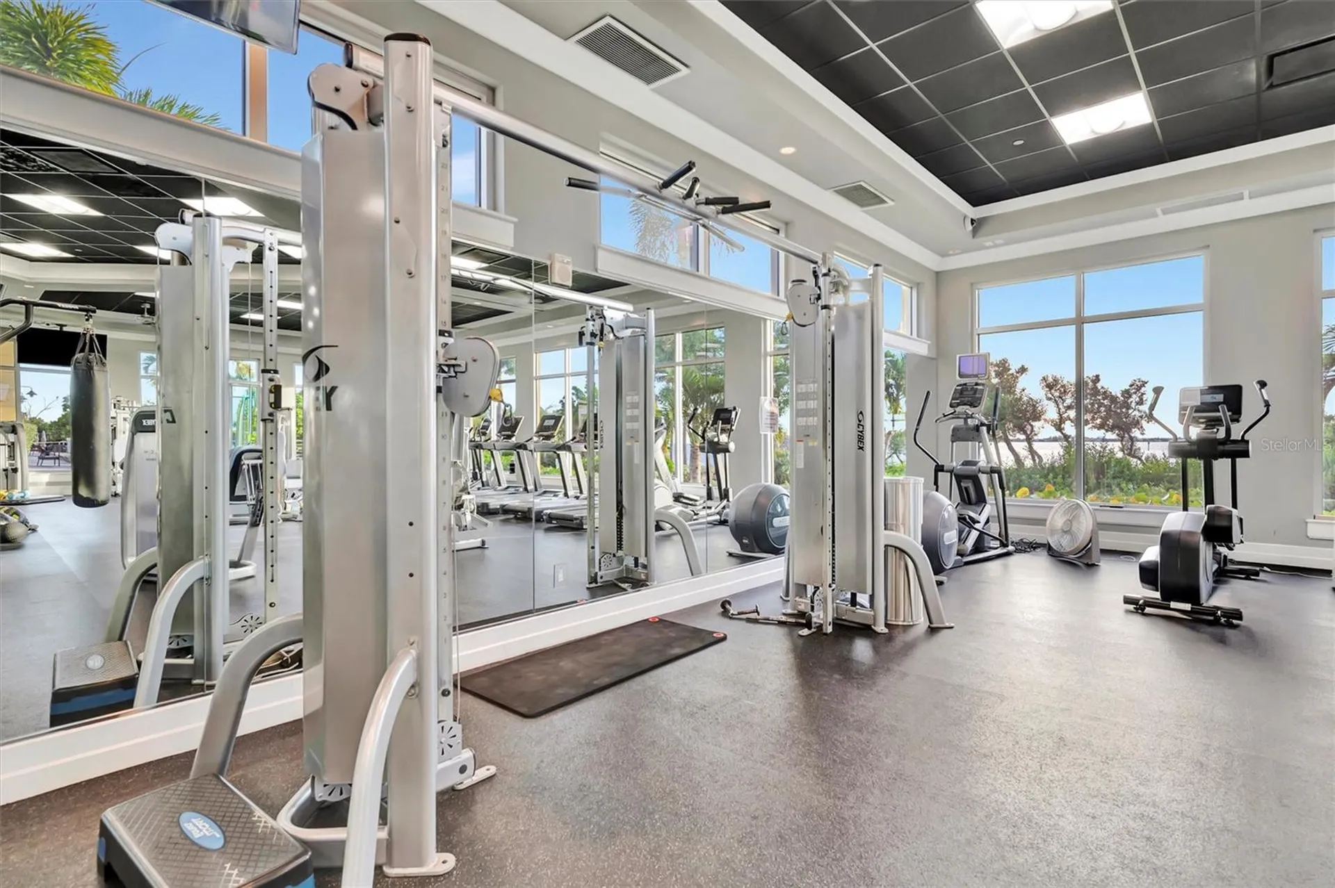 246 Sapphire Lake Drive Bradenton FL 34209