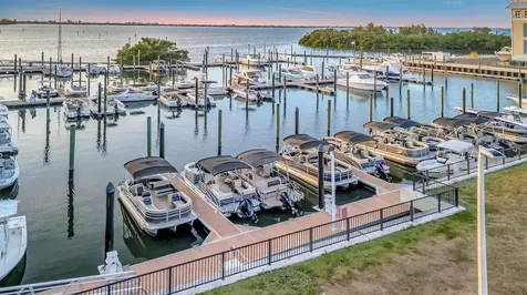 246 Sapphire Lake Drive Bradenton FL 34209