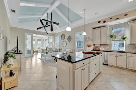 246 Sapphire Lake Drive Bradenton FL 34209