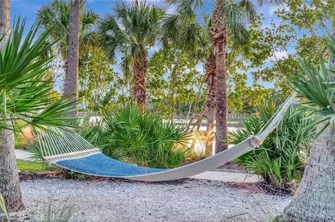 246 Sapphire Lake Drive Bradenton FL 34209