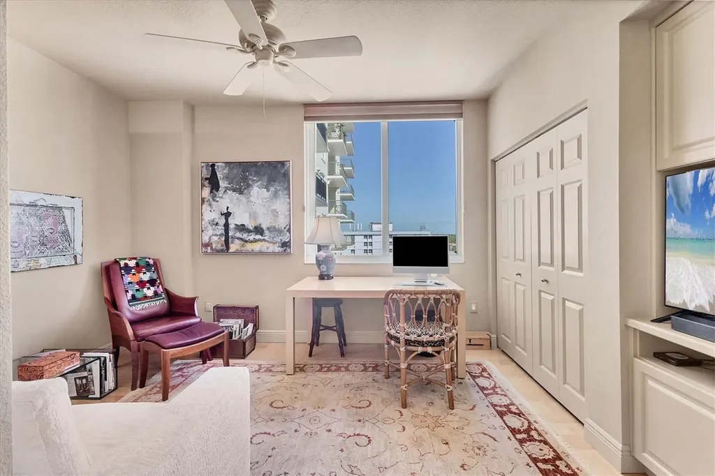 800 N Tamiami Trail Sarasota FL 34236