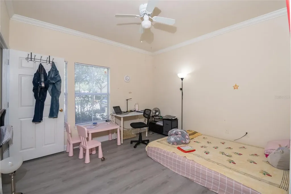 18103 Back Stretch Lane Tampa FL 33647