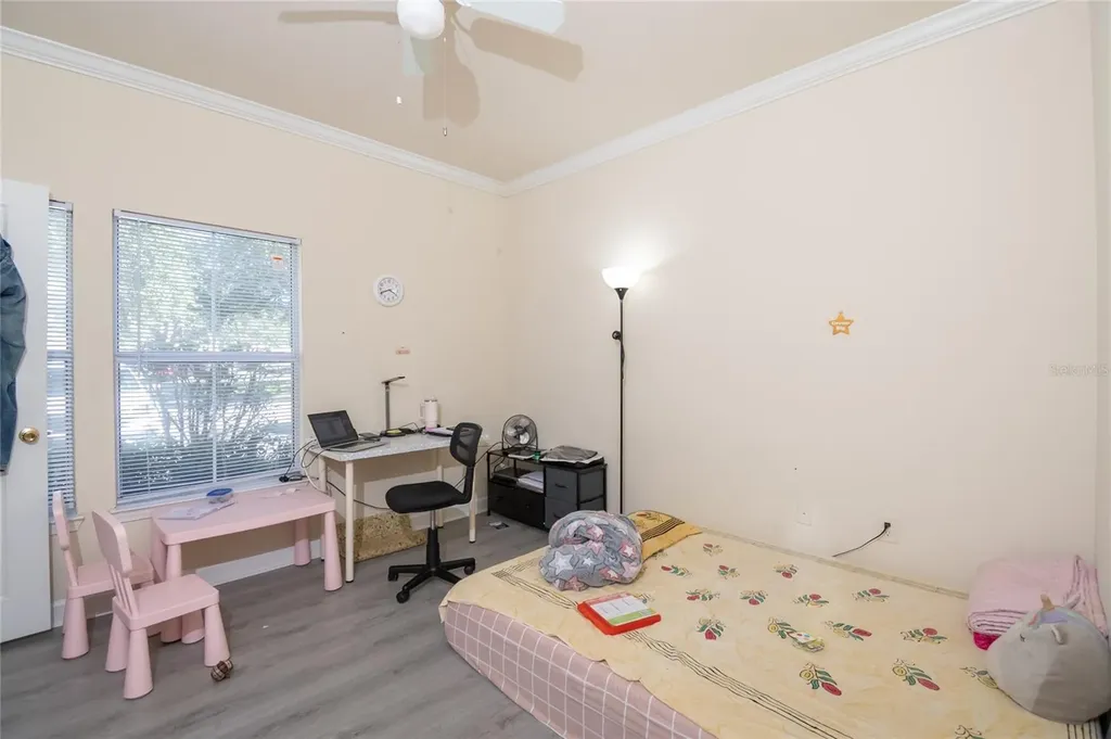 18103 Back Stretch Lane Tampa FL 33647