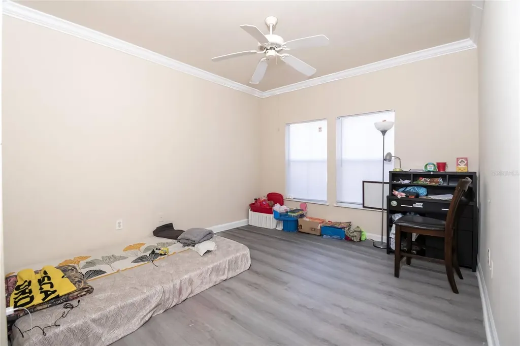 18103 Back Stretch Lane Tampa FL 33647