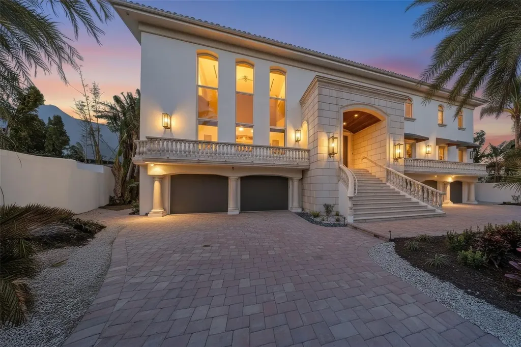 4136 Roberts Point Circle Sarasota FL 34242