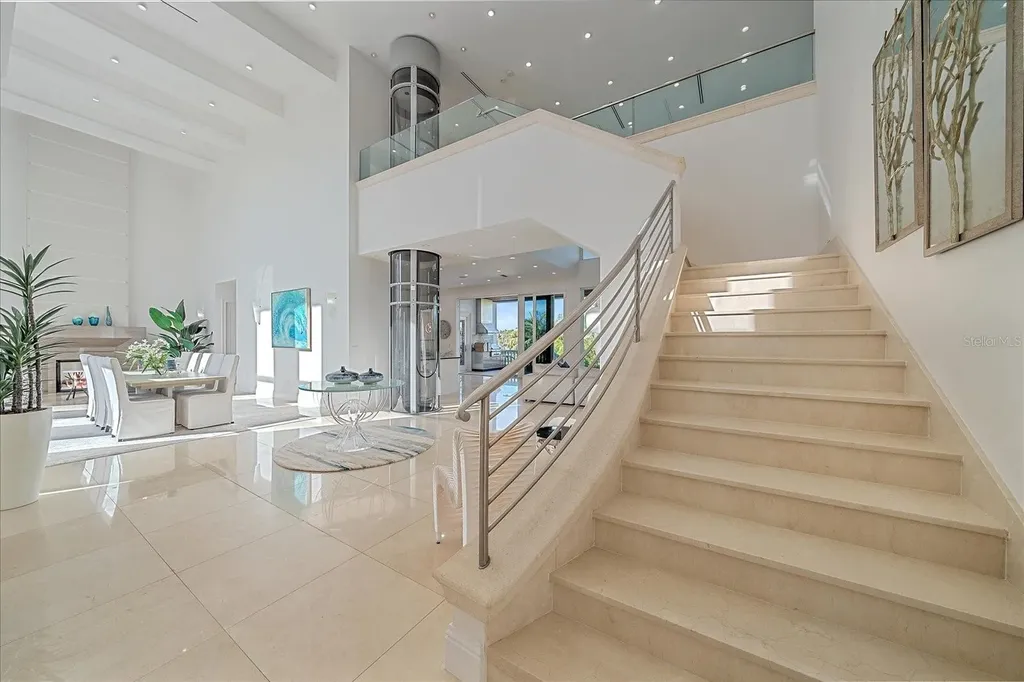 4136 Roberts Point Circle Sarasota FL 34242