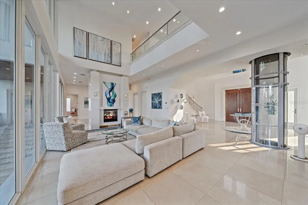 4136 Roberts Point Circle Sarasota FL 34242