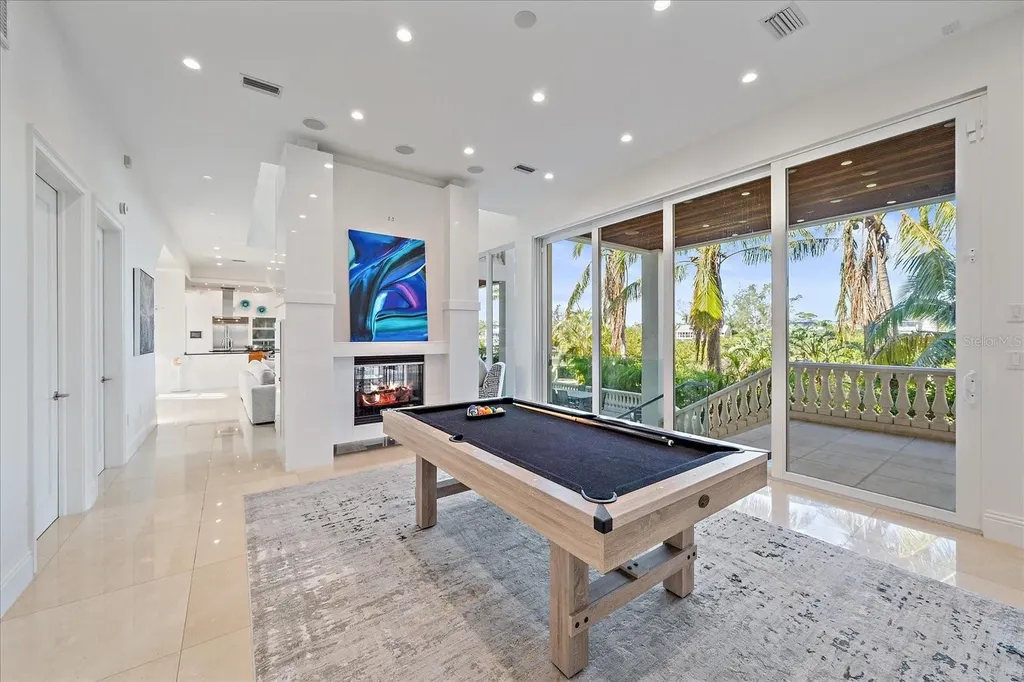 4136 Roberts Point Circle Sarasota FL 34242