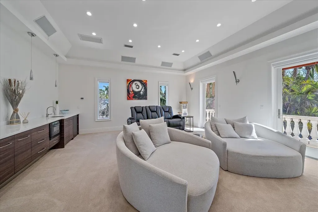 4136 Roberts Point Circle Sarasota FL 34242