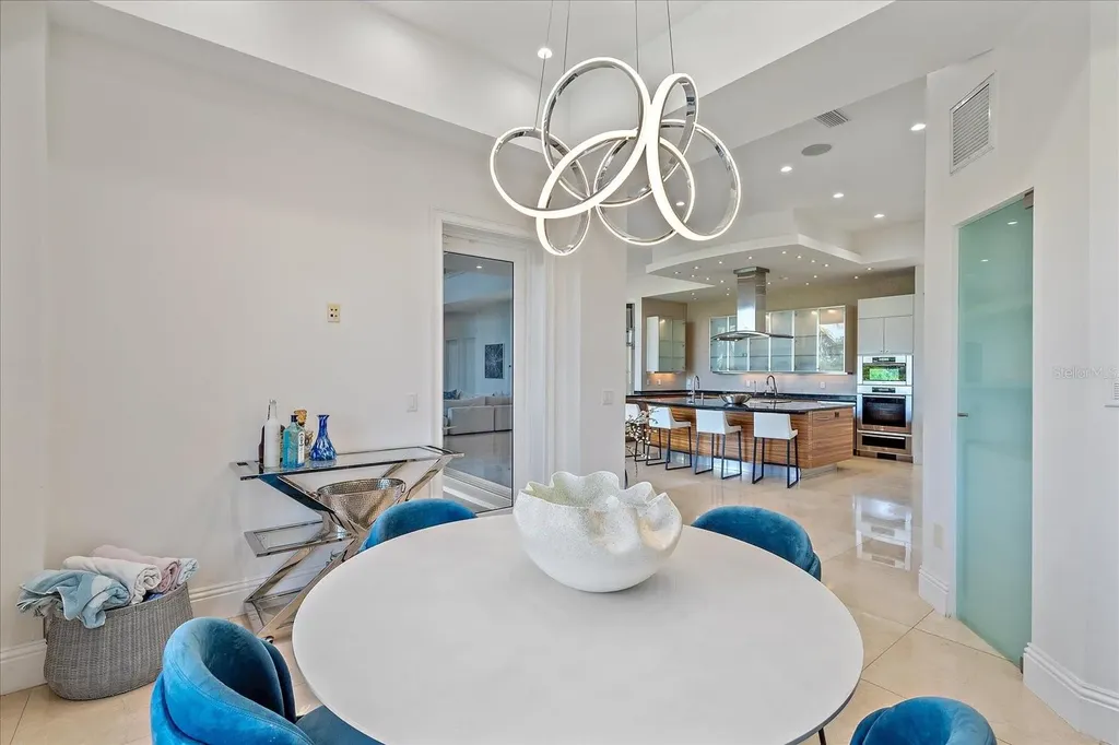 4136 Roberts Point Circle Sarasota FL 34242