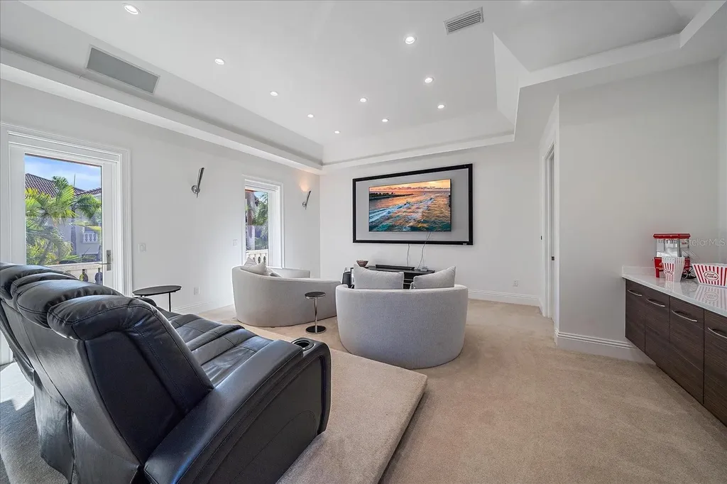 4136 Roberts Point Circle Sarasota FL 34242