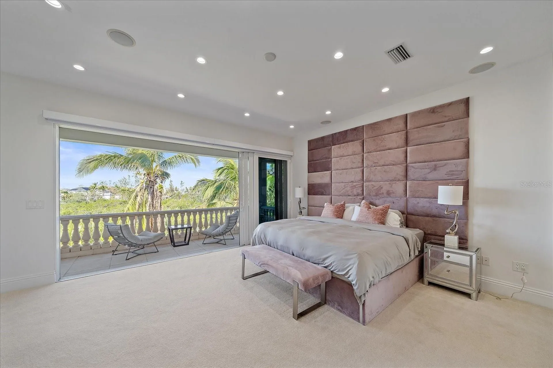 4136 Roberts Point Circle Sarasota FL 34242