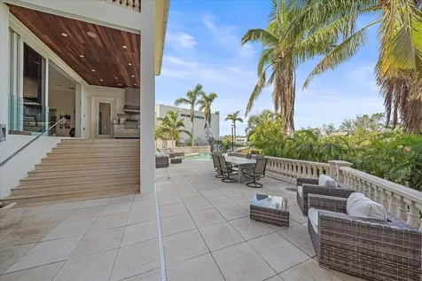 4136 Roberts Point Circle Sarasota FL 34242