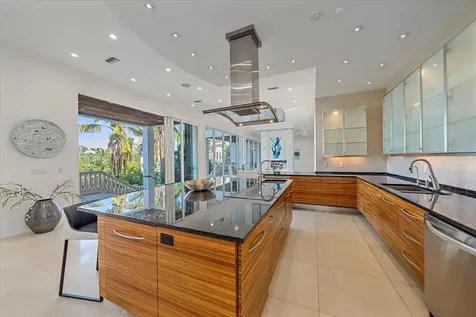 4136 Roberts Point Circle Sarasota FL 34242