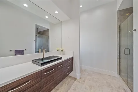 4136 Roberts Point Circle Sarasota FL 34242