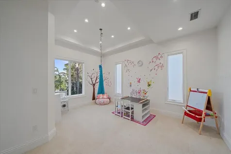 4136 Roberts Point Circle Sarasota FL 34242