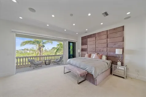 4136 Roberts Point Circle Sarasota FL 34242