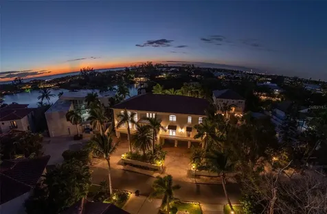 4136 Roberts Point Circle Sarasota FL 34242
