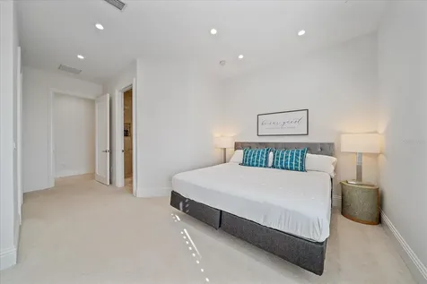 4136 Roberts Point Circle Sarasota FL 34242