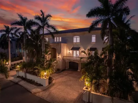 4136 Roberts Point Circle Sarasota FL 34242