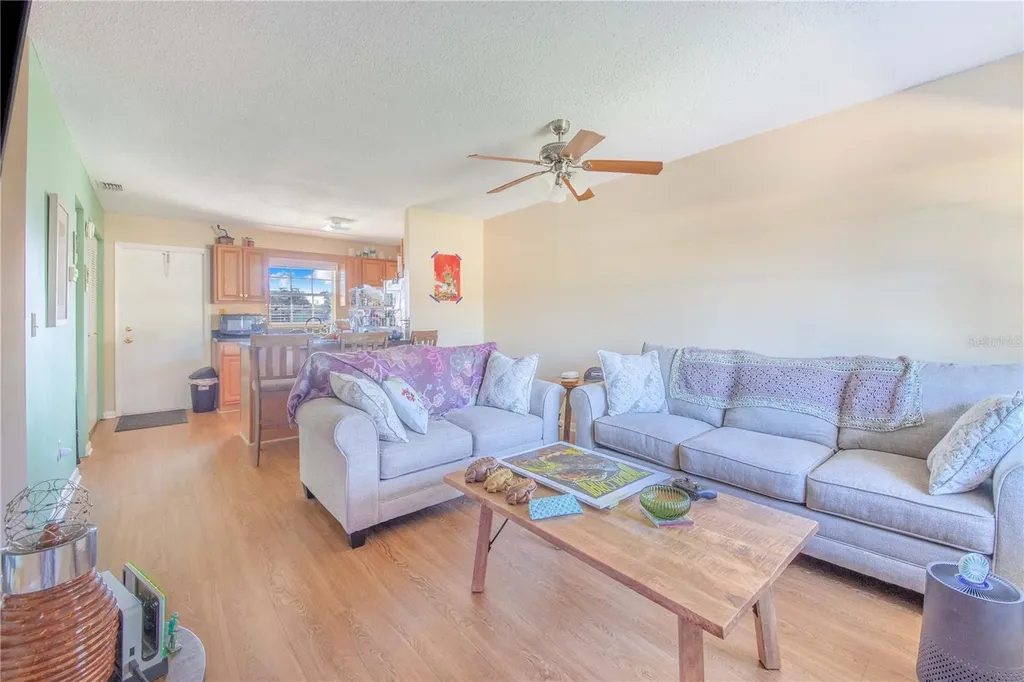 1413 Thousand Roses Drive S Lake Wales FL 33853