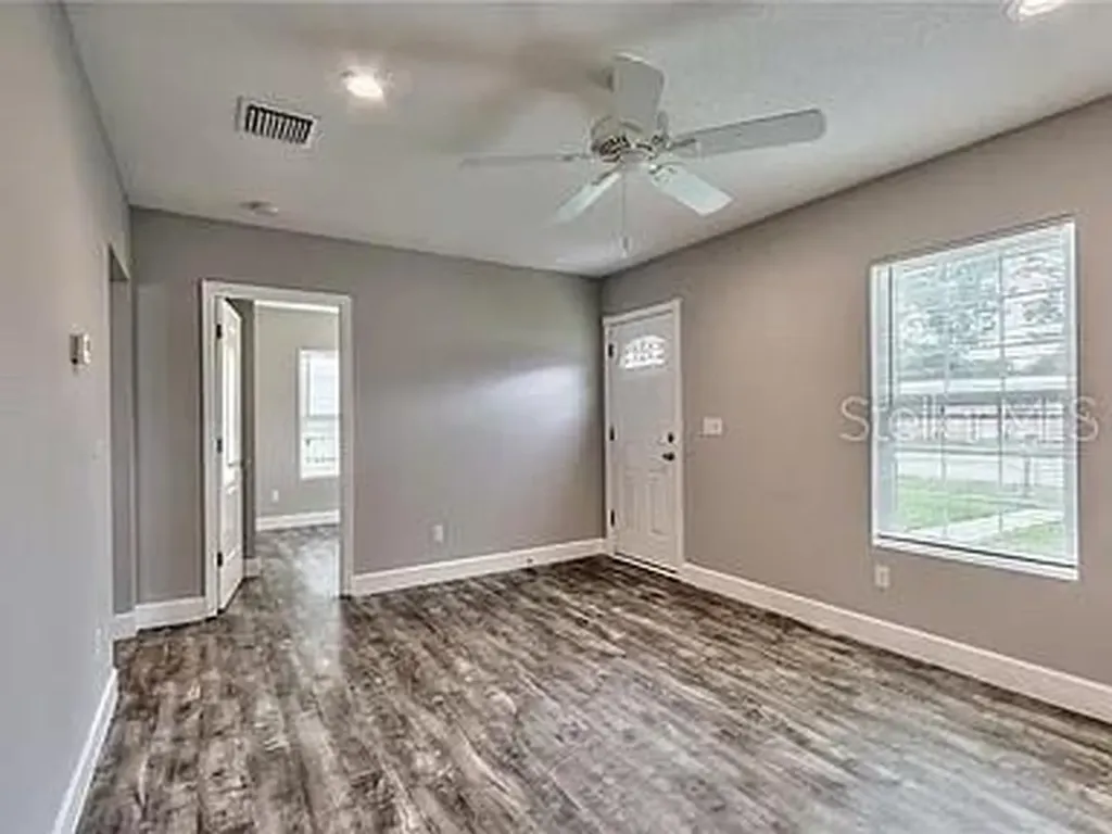 828 Magnolia Avenue Daytona Beach FL 32114