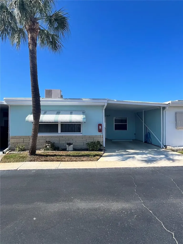 250 Rosery Road NW Largo FL 33770