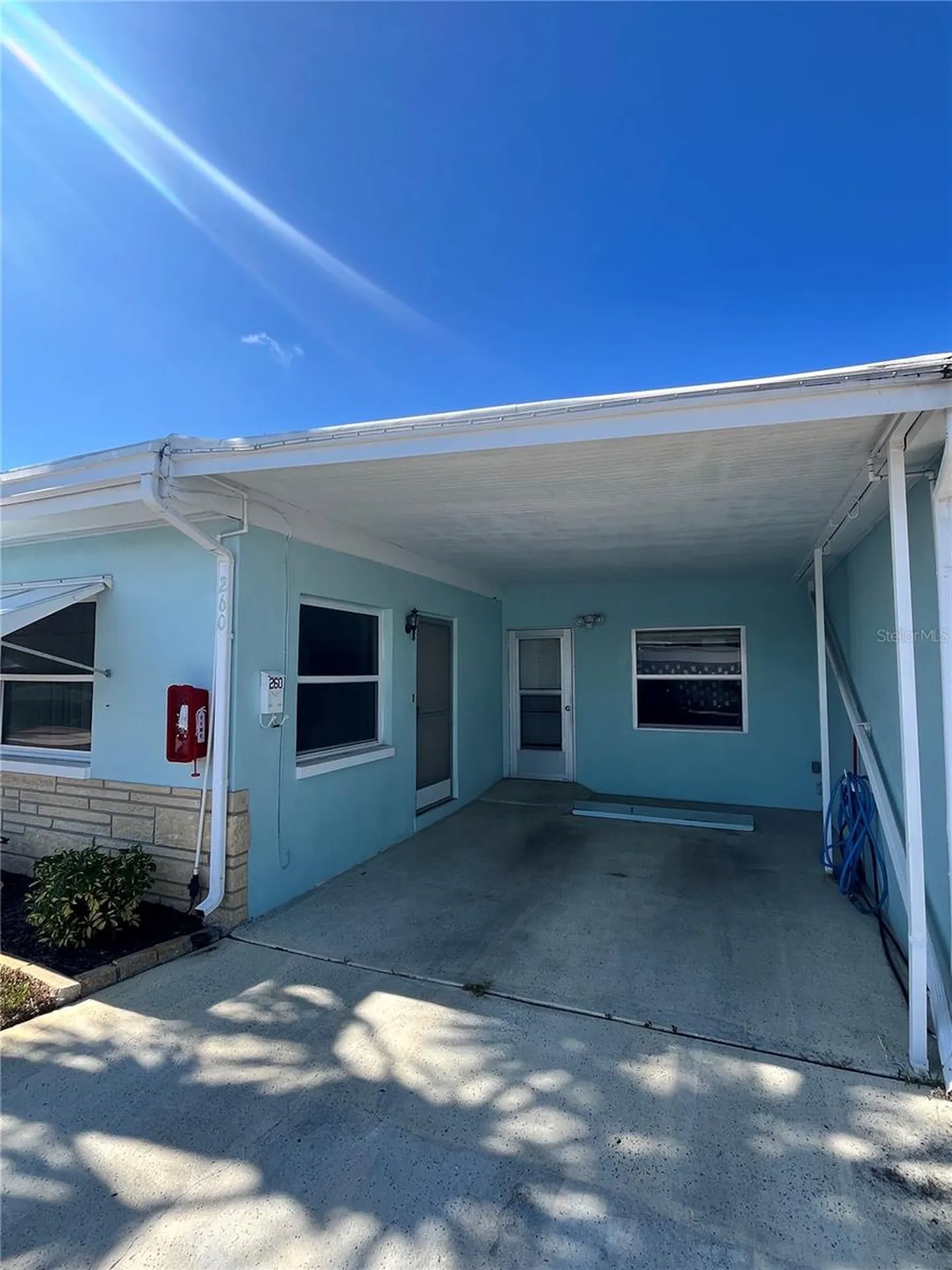 250 Rosery Road NW Largo FL 33770