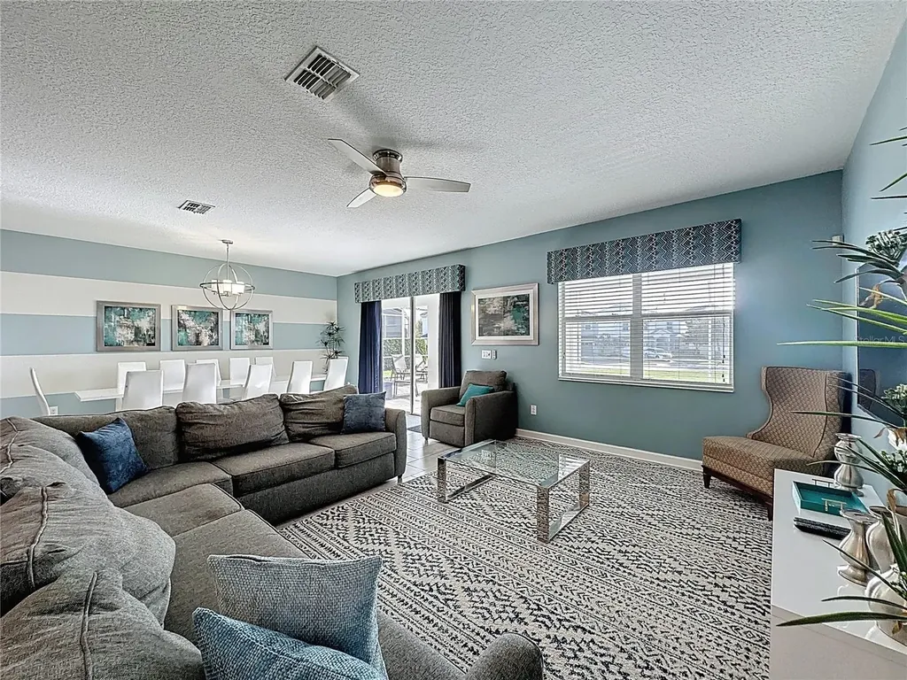 8906 Stinger Drive Davenport FL 33896