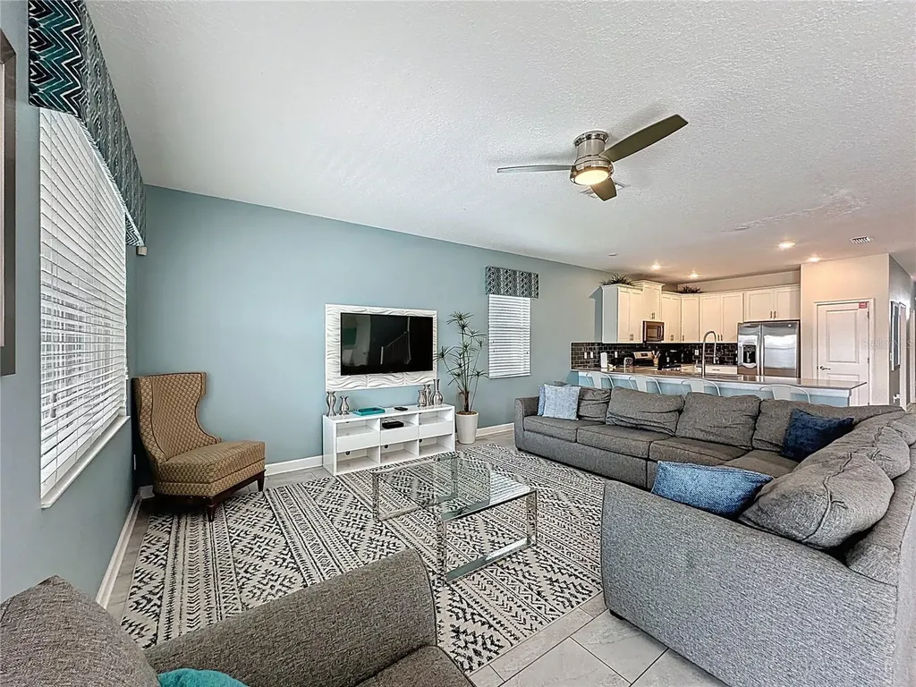 8906 Stinger Drive Davenport FL 33896
