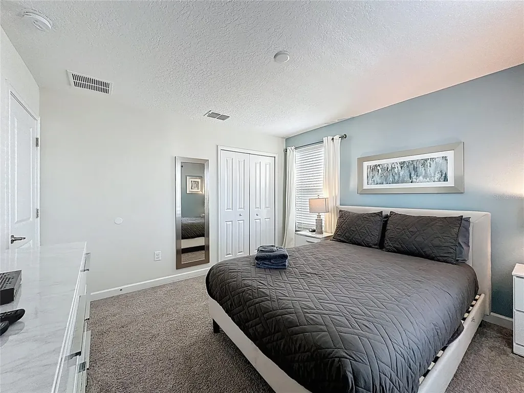 8906 Stinger Drive Davenport FL 33896