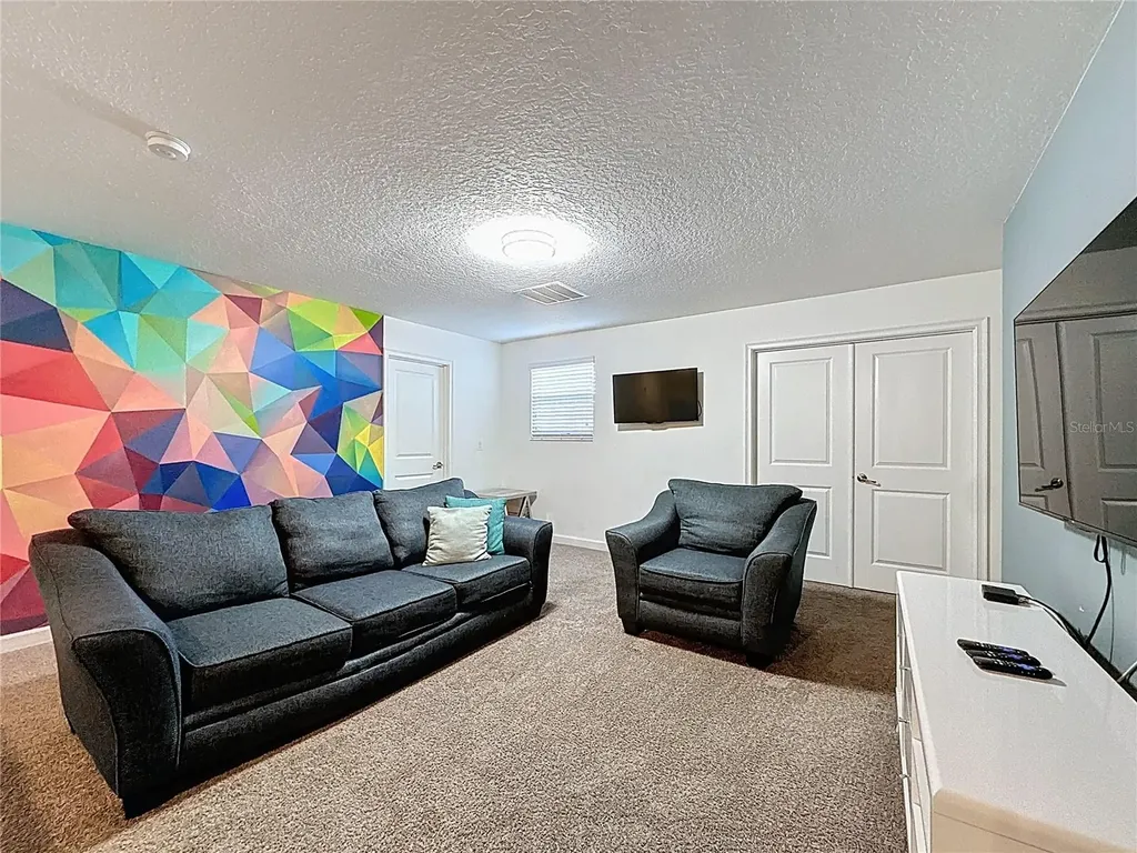 8906 Stinger Drive Davenport FL 33896